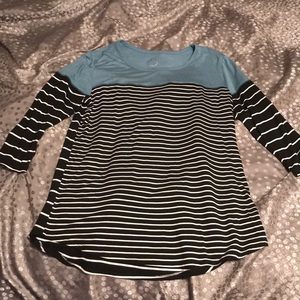 Maurices Striped Shirt Size Medium